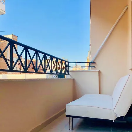 Central - Spacious 2 Bedroom *