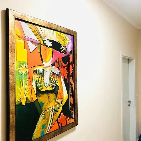 Appartamento Central - Spacious 2 Bedroom